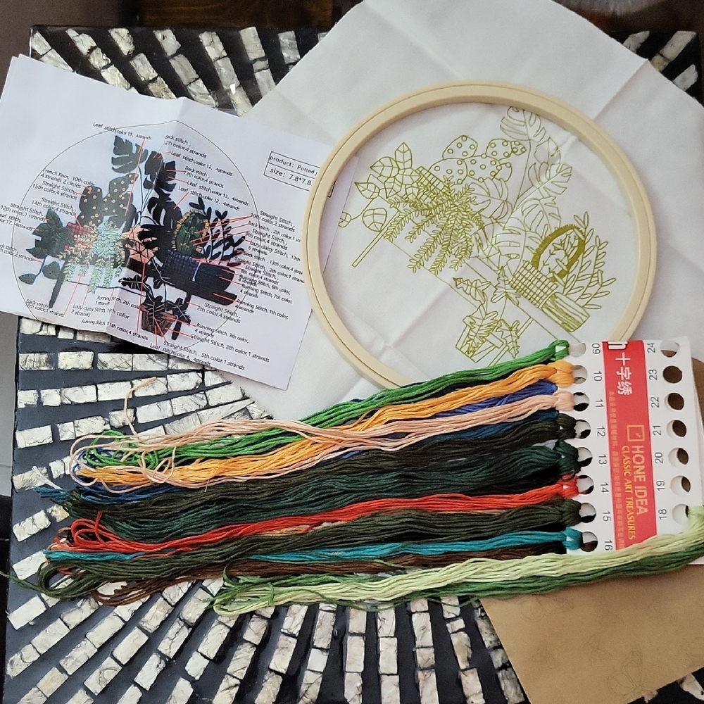 Lovely Plants Embroidery Kit for Beginners, DIY Wall Arts & Pillow Decor